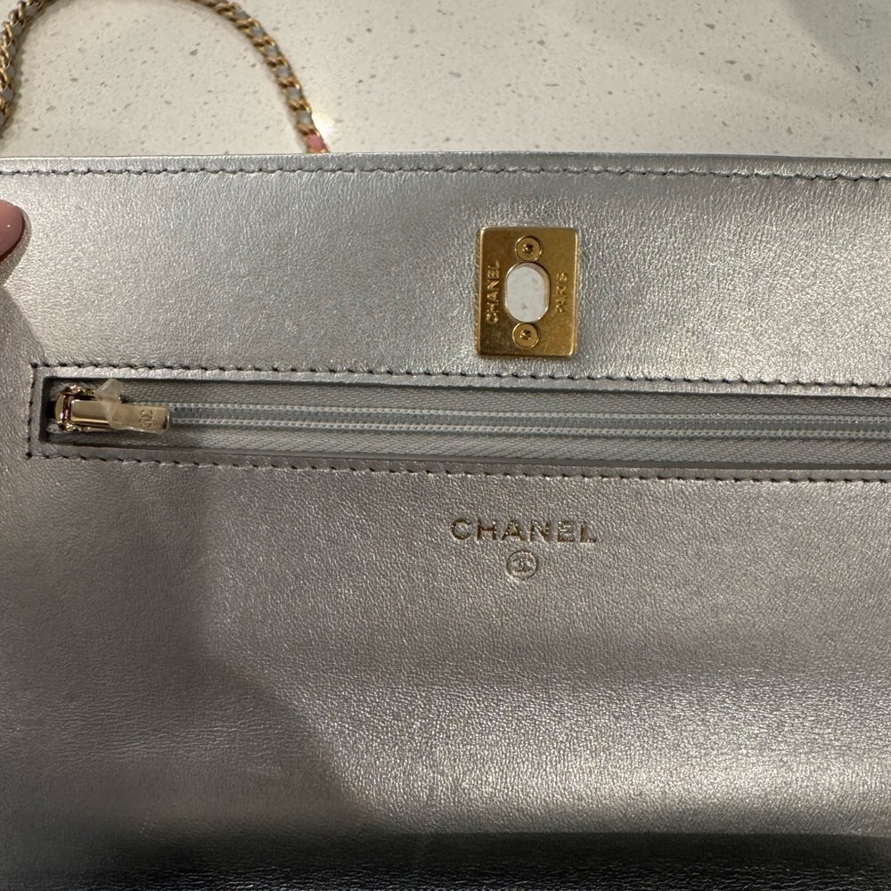 CHANEL Spell out Top Quilted Handle Mini bag - Picture 7 of 15